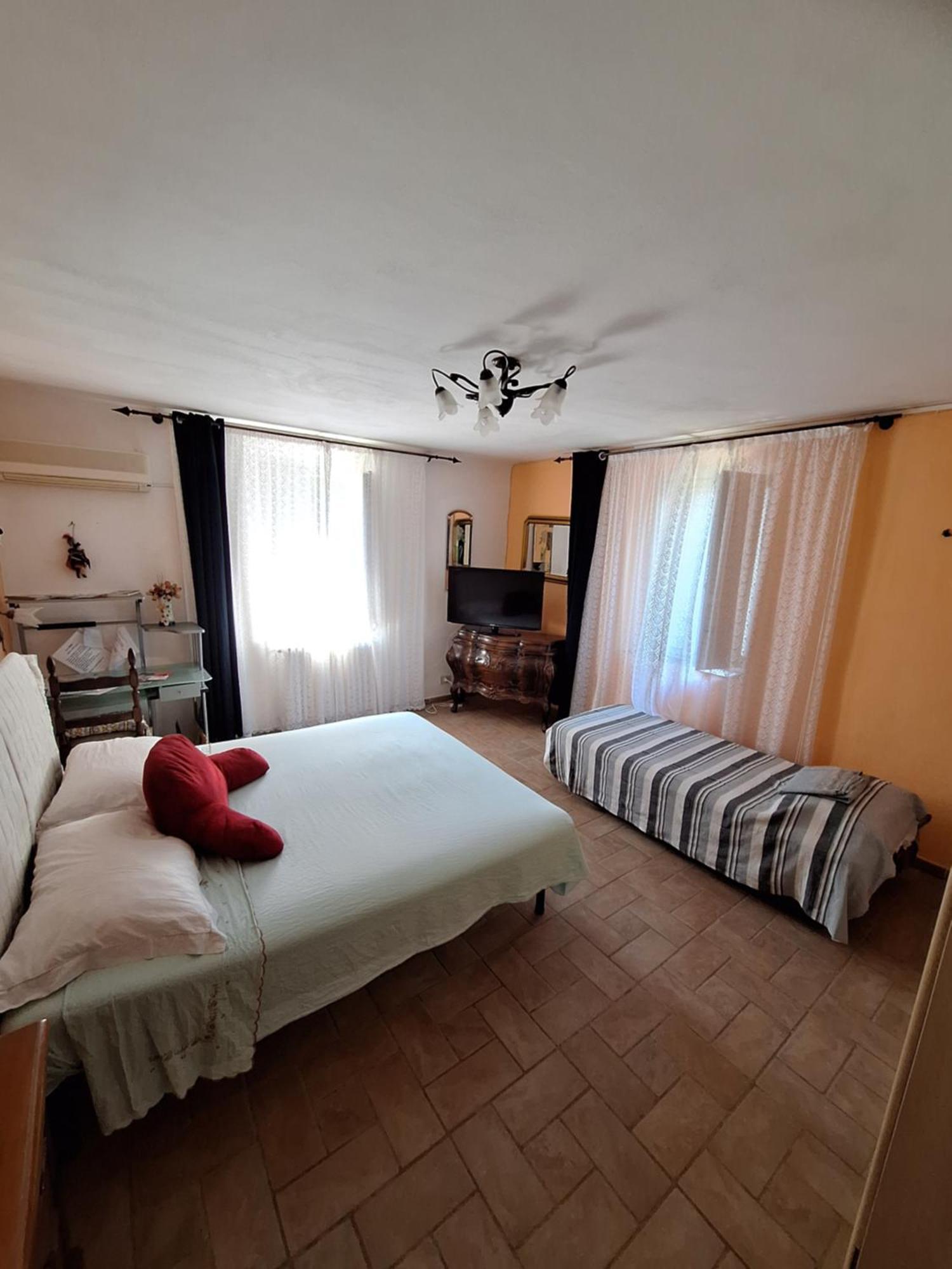 Mama' Hotel Castell'Anselmo Kültér fotó