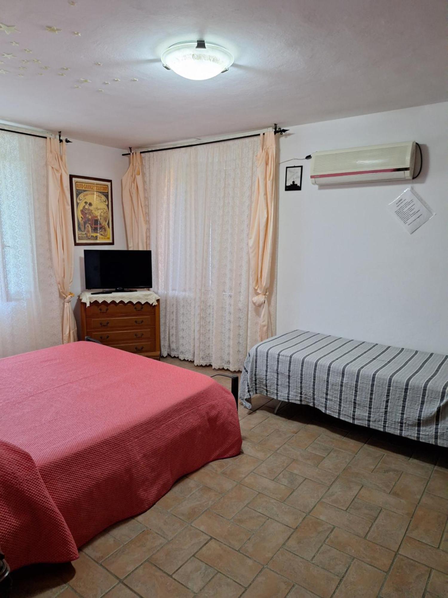 Mama' Hotel Castell'Anselmo Szoba fotó