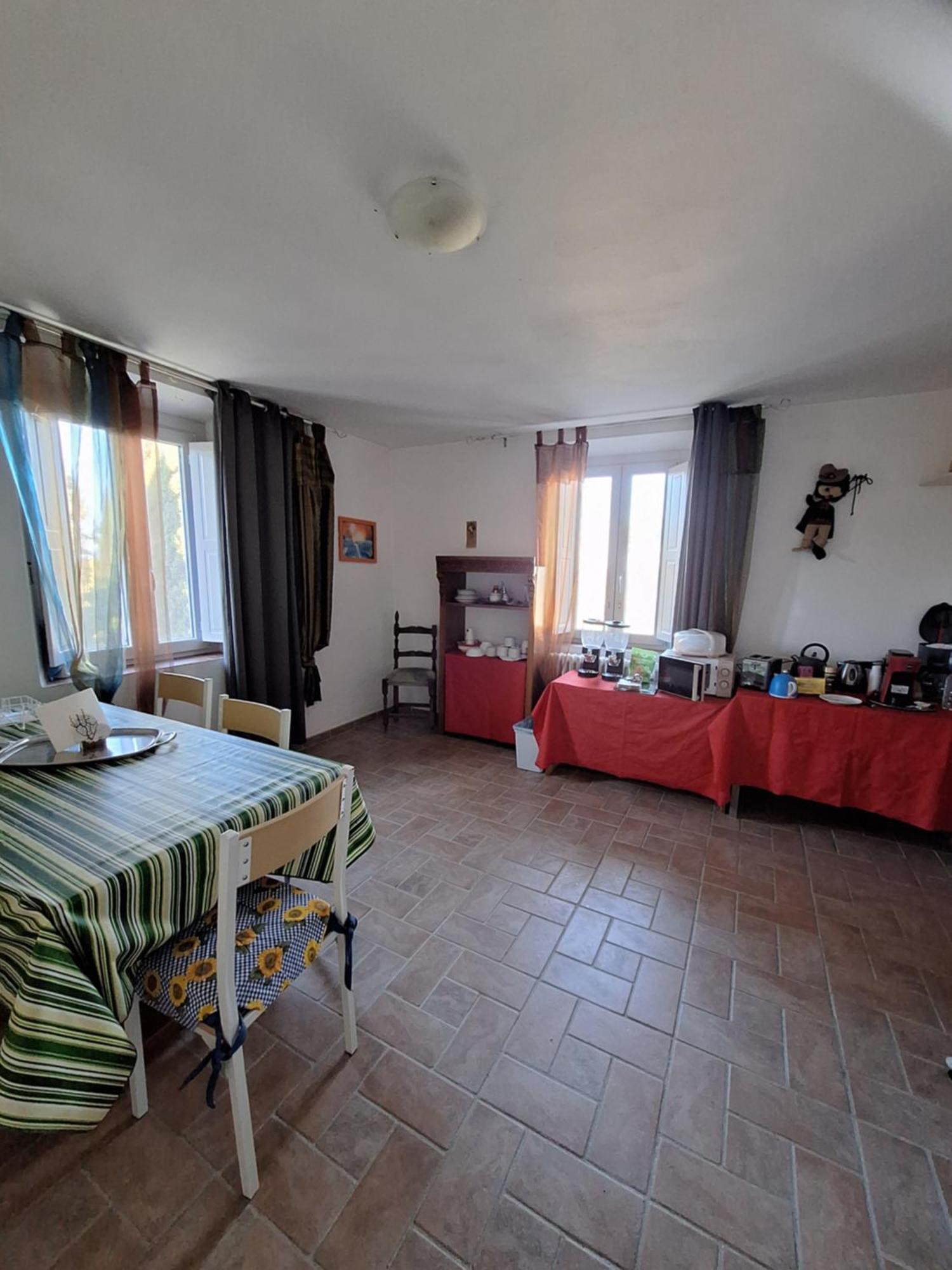 Mama' Hotel Castell'Anselmo Kültér fotó